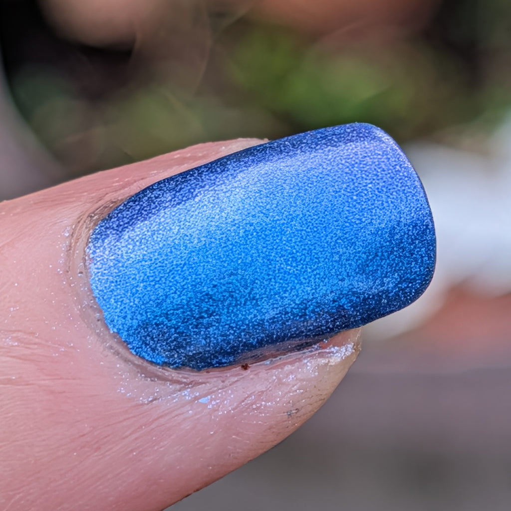 Blue Dream - blue multichrome holographic shimmer – Indigo Bananas