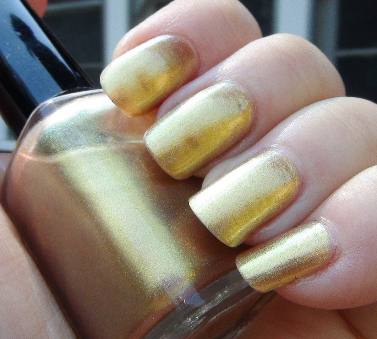 Suneater - bright gold / pale golden green holographic DISCONTINUED